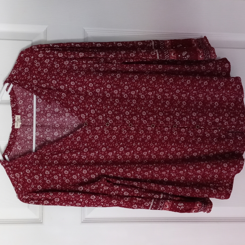 Long sleeve button up blouse